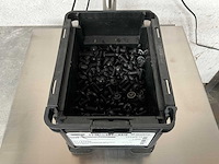 Würth 4.85 kg lage bolkopschroef met flens m6 x 16 in stapelbare bak - afbeelding 2 van  5