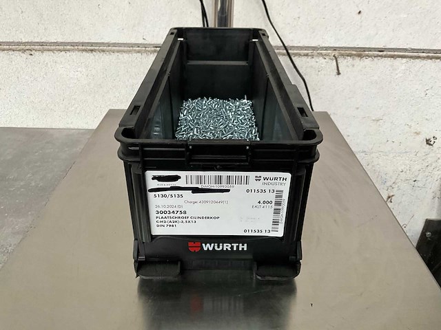 Würth 4.94 kg plaatschroef cilinderkop 3,5 x 13 in stapelbare bak - afbeelding 1 van  5