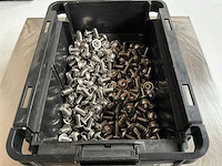 Würth 4.96kg lage bolkopschroef met flens m6x12 in stapelbare bak - afbeelding 2 van  6