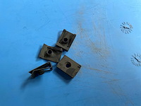 Würth 4.96kg plaatmoer zwart m5 in stapelbare bak - afbeelding 6 van  7
