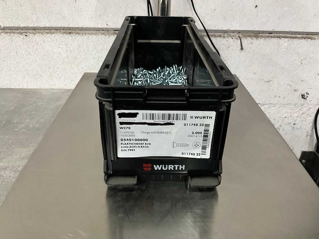 Würth 4.99 kg plaatschroef bvk 4,8 x 32 in stapelbare bak - afbeelding 1 van  5