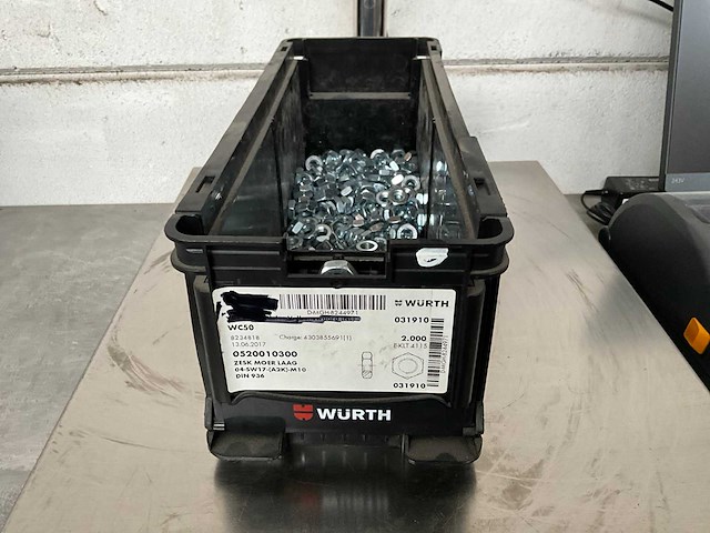Würth 4.99 kg zeskantmoer laag m10 in stapelbare bak - afbeelding 1 van  5