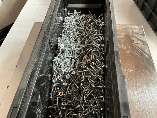 Würth 5.04kg spaanplaatschroef 4,5 x 30/19 in stapelbare bak - afbeelding 3 van  6