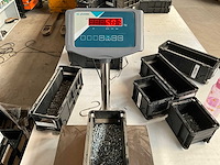 Würth 5.07kg schroef verzonken kop m4x10 in stapelbare bak - afbeelding 5 van  6