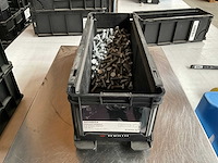 Würth 5.17kg zeskanttapbout m8x25 in stapelbare bak - afbeelding 1 van  6