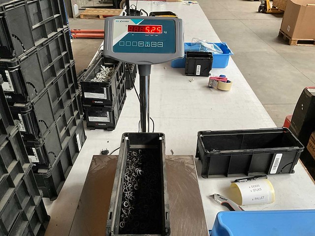 Würth 5.25kg veerring d10,2 in stapelbare bak - afbeelding 4 van  6