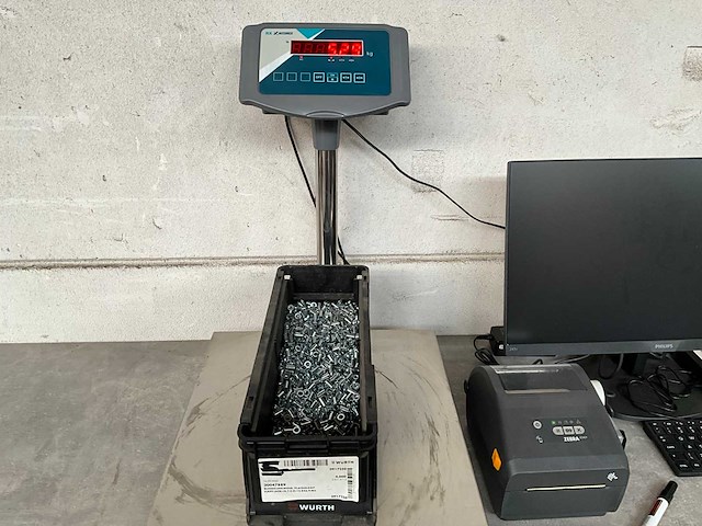 Würth 5.29 kg blindklinkmoer platbolkop 12,8x6,9 m5 in stapelbare bak - afbeelding 2 van  4