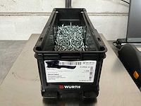 Würth 5.51 kg cilinderschroef m6x25 in stapelbare bak - afbeelding 1 van  4