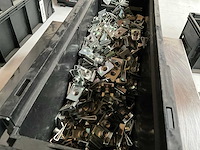 Würth 5.53kg plaatmoer m8 ford/renault in stapelbare bak - afbeelding 3 van  7