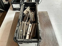 Würth 5.82kg klepbeslag rechts in stapelbare bak - afbeelding 3 van  4