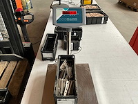 Würth 5.82kg klepbeslag rechts in stapelbare bak - afbeelding 5 van  7