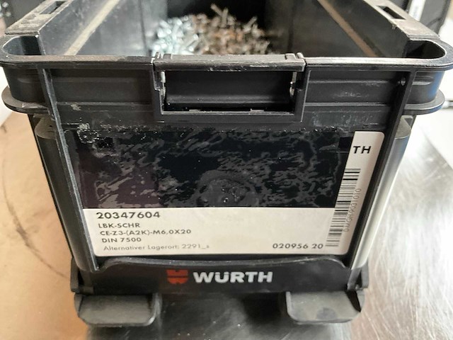 Würth 5.84kg lage bolkopschroef m6x20 in stapelbare bak - afbeelding 2 van  6