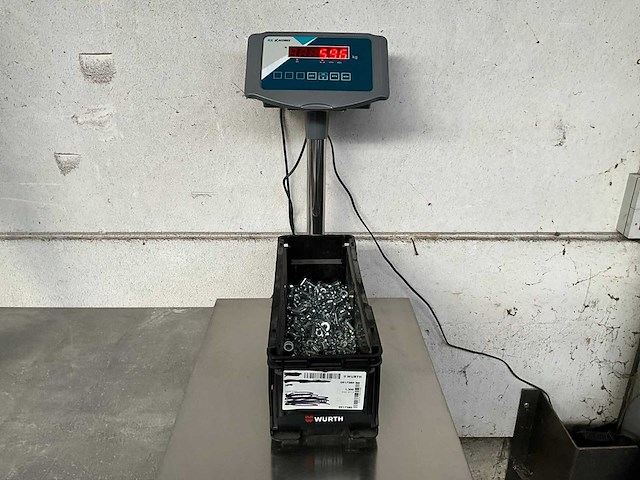 Würth 5.96 kg mix bak met o.a. blindklinkmoeren en ringen in stapelbare bak - afbeelding 2 van  5