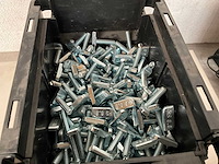 Würth 5.99 kg hamerkopschroef m6x25 in stapelbare bak - afbeelding 2 van  4