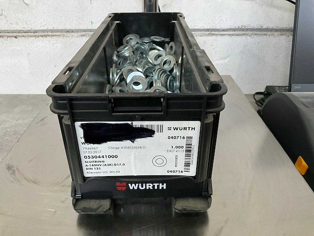 Würth 6.05 kg sluitring d17,0 in stapelbare bak - afbeelding 1 van  5