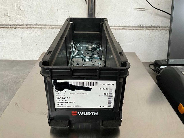 Würth 6.06 kg sluitring d10,5 in stapelbare bak - afbeelding 1 van  5