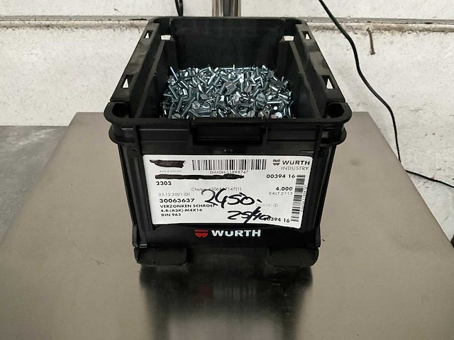Würth 6.06 kg verzonken schroef m4 x 16 in stapelbare bak - afbeelding 1 van  5
