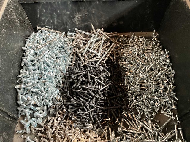 Würth 6.22kg assorti schroeven in stapelbare bak - afbeelding 3 van  7