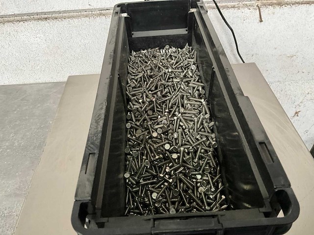 Würth 6.36 kg zeskant tapbout 4,2 x 19 in stapelbare bak - afbeelding 3 van  5