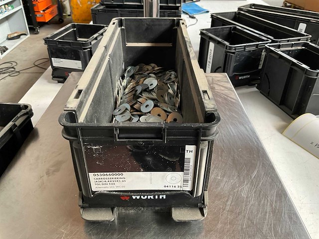 Würth 6.40kg carrosseriering 6,4 x 25 x 1,25 in stapelbare bak - afbeelding 1 van  6