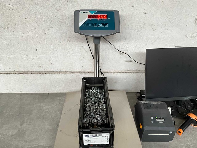 Würth 6.45 kg assorti blindklinkmoeren in stapelbare bak - afbeelding 2 van  8