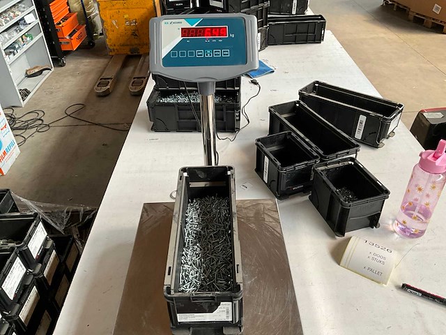 Würth 6.49kg verzonken plaatschroef 3,5 x 25 in stapelbare bak - afbeelding 4 van  6