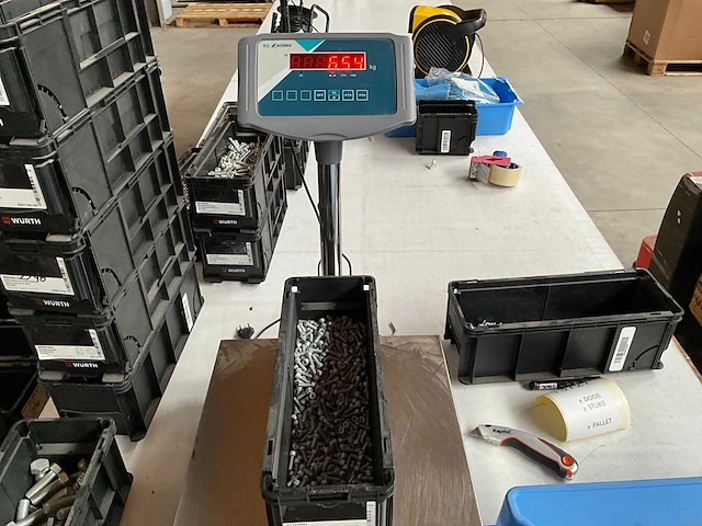 Würth 6.54kg cilinderschroef m6x20 in stapelbare bak - afbeelding 4 van  6