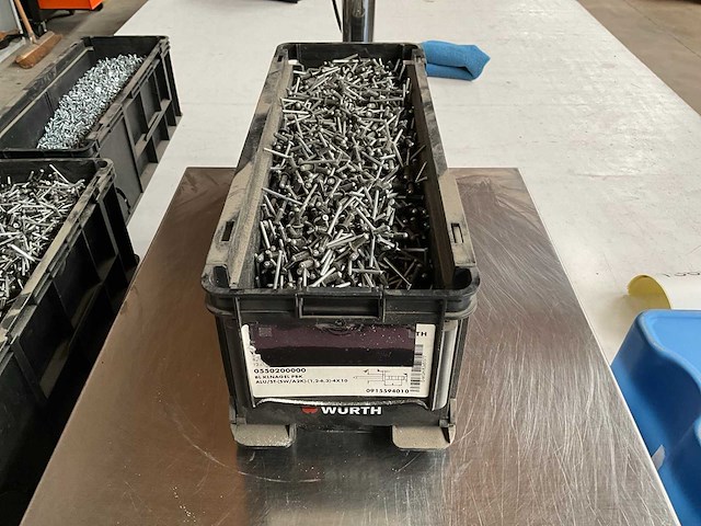 Würth 6.66kg blindklinknagel pbk alu 1,2-6,3/4x10 in stapelbare bak - afbeelding 1 van  5