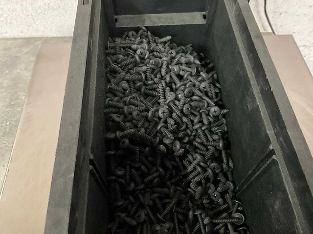 Würth 6.71 kg assorti schroeven zwart in stapelbare bak - afbeelding 5 van  8