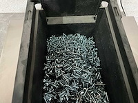 Würth 6.78 kg assorti diverse schroeven in stapelbare bak - afbeelding 5 van  7