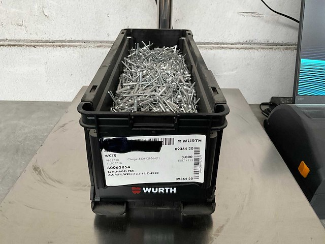 Würth 6.83 kg blindklinknagel pbk 12,5-16,5 -4x20 in stapelbare bak - afbeelding 4 van  5