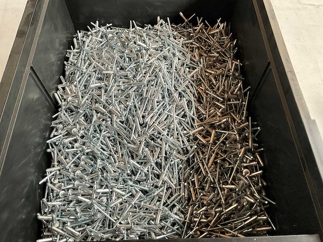 Würth 6.91kg rivet alu 8,5-10,5/4,0x14 in stapelbare bak - afbeelding 5 van  6