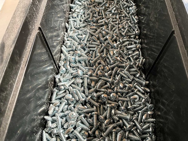 Würth 6.95kg plaatschroef cilinderkop 4,2 x 13 in stapelbare bak - afbeelding 4 van  6
