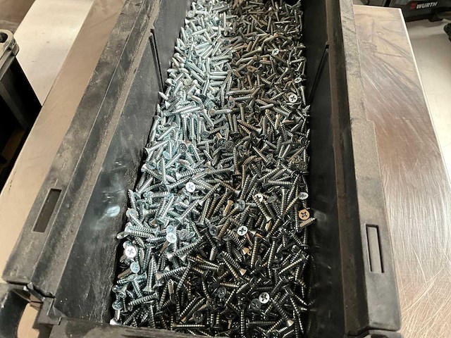 Würth 6.99kg verzonken plaatschroef 3,5 x 19 in stapelbare bak - afbeelding 4 van  6