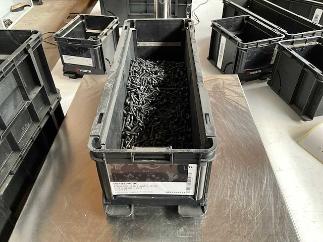 Würth 7.22 kg bolverzonken plaatschroef 3,5 x 25 in stapelbare bak - afbeelding 1 van  6