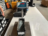 Würth 7.25kg schroef verzonken kop m4x30 in stapelbare bak - afbeelding 3 van  6