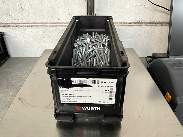 Würth 7.30 kg schroef zeskantkop met voldraad m8x40 in stapelbare bak - afbeelding 1 van  4