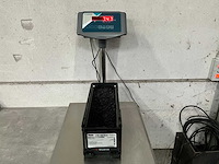 Würth 7.47 kg plaatschroef zwart met flens 3,9 x 25 in stapelbare bak - afbeelding 2 van  5