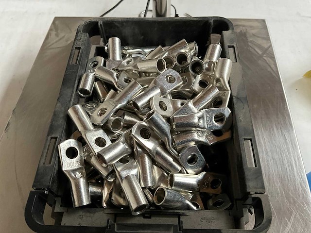 Würth 7.50kg krimp kabeloog m8x35,0qmm in stapelbare bak - afbeelding 3 van  6