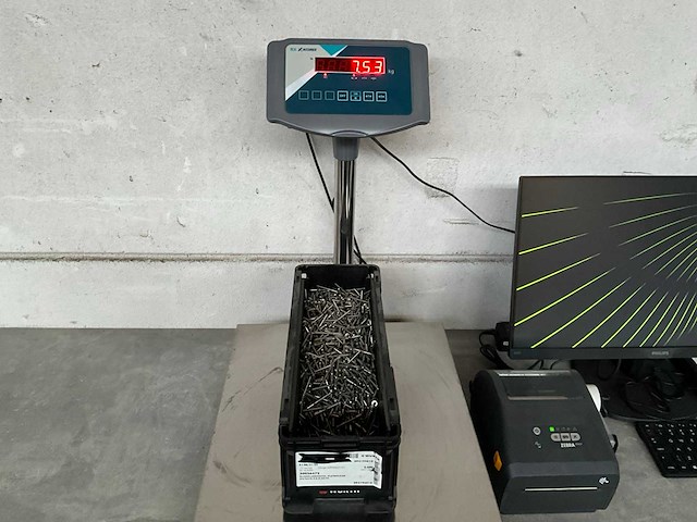 Würth 7.53 kg blindklinknagel platbolkop 4,5-6,5 -4x10 in stapelbare bak - afbeelding 1 van  4