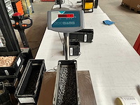 Würth 7.68kg verbindingsmoer 8x10 m4 in stapelbare bak - afbeelding 2 van  6