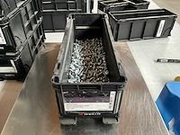 Würth 7.82kg draadvormende schroef m6x20 in stapelbare bak - afbeelding 1 van  6