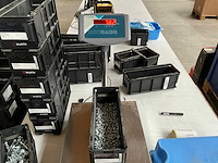 Würth 7.82kg draadvormende schroef m6x20 in stapelbare bak - afbeelding 4 van  6
