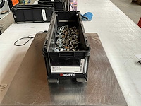 Würth 8.07kg zelfborgmoer v10-sw22 in stapelbare bak - afbeelding 1 van  6