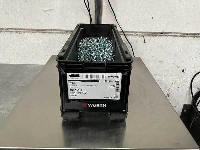 Würth 8.20 kg plaatschroef lbk 4,8 x 13 in stapelbare bak - afbeelding 1 van  5