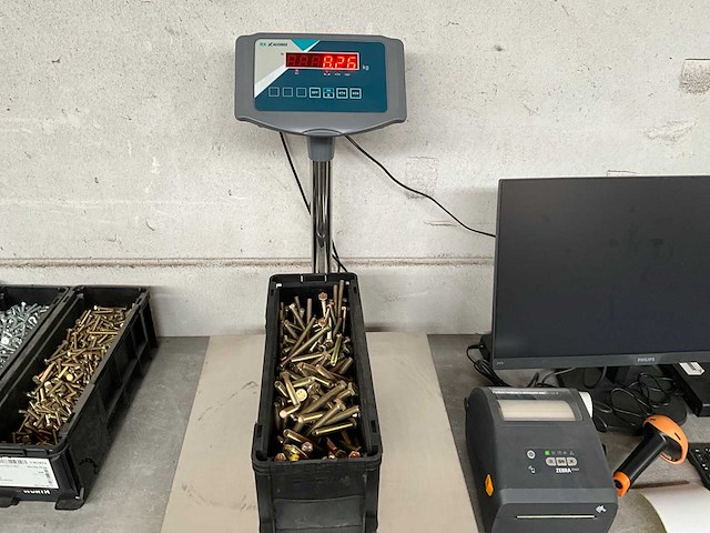 Würth 8.26 kg assorti bouten in stapelbare bak - afbeelding 2 van  8