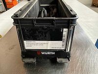 Würth 8.27kg zeskantbout met fijne draad m18x1,5x160 in stapelbare bak - afbeelding 4 van  6