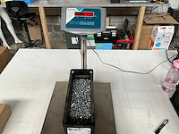 Würth 8.34kg zelfborgmoer m8 in stapelbare bak - afbeelding 2 van  5