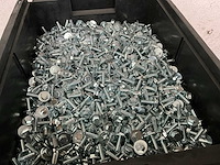 Würth 8.48 kg zeskanttapbout m6 x 20 in stapelbare bak - afbeelding 3 van  5