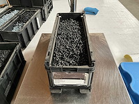 Würth 8.52kg plaatschroef lbk 4,2x19 in stapelbare bak - afbeelding 1 van  6